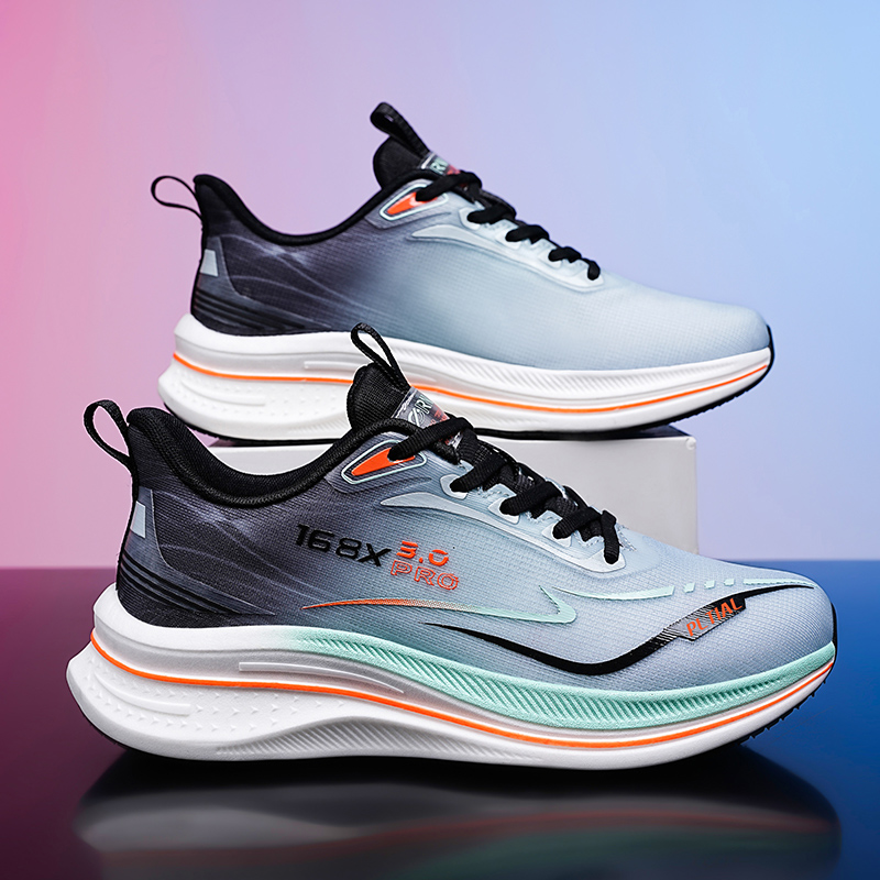 Scarpe da corsa con piastra in - Badminton Shoes recensione e prezzo
